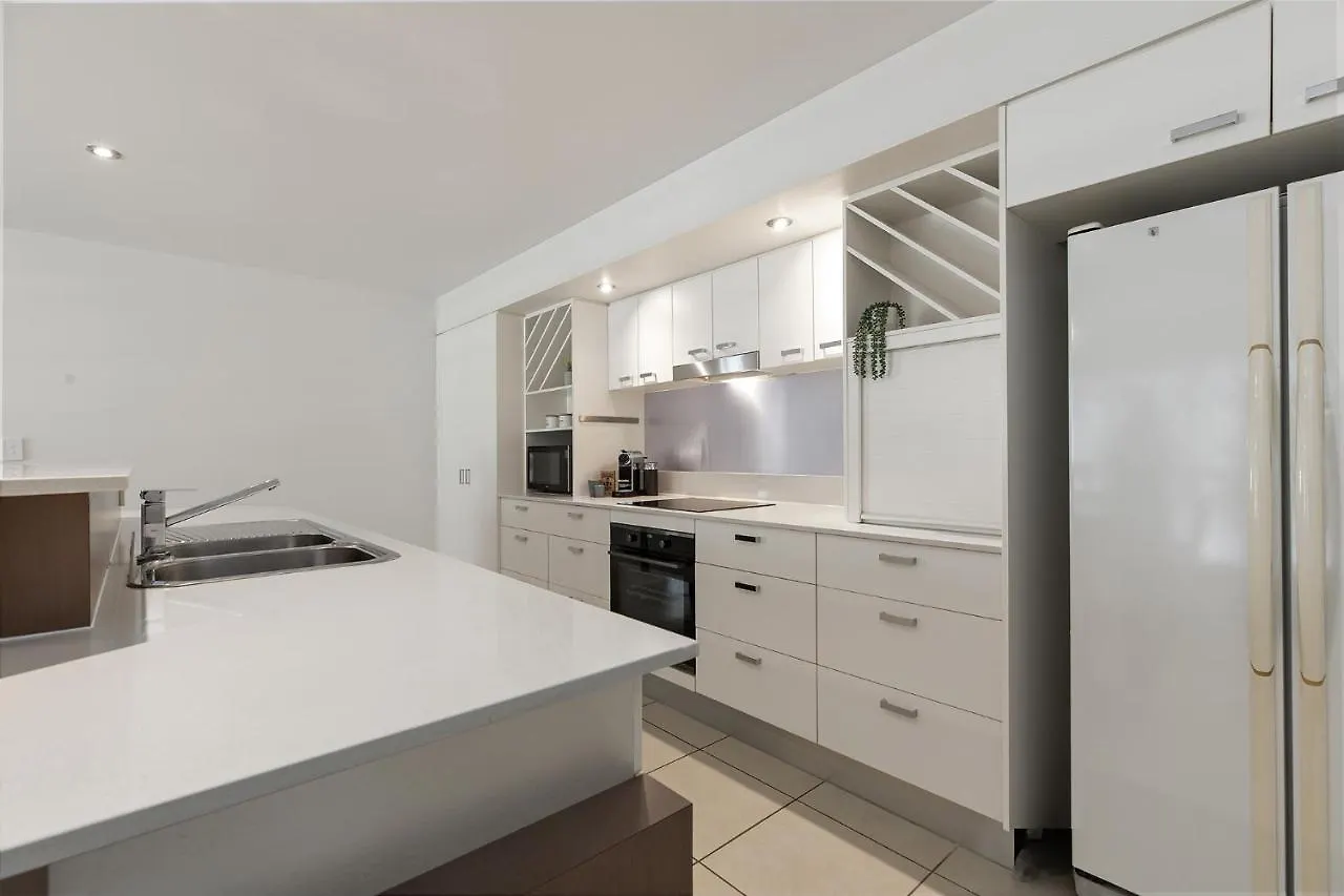 City Oasis - 3 Bedroom Apt. On Maroochy River, Pool, Ac Маручидор Австралия