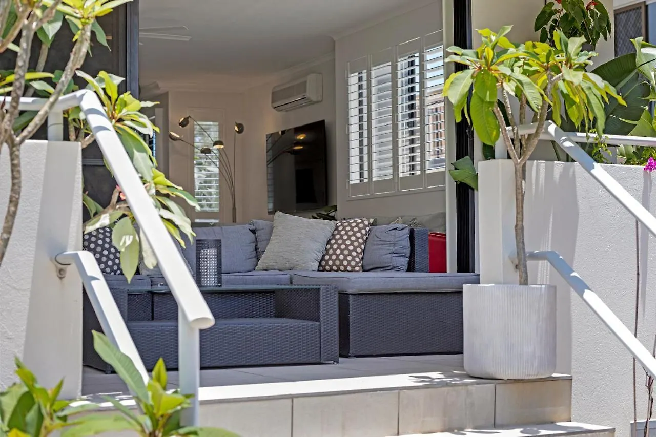 City Oasis - 3 Bedroom Apt. On Maroochy River, Pool, Ac Маручидор